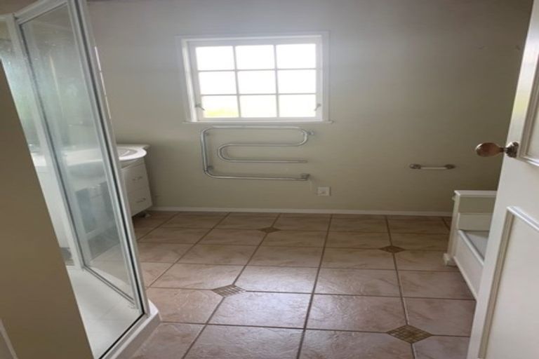 Photo of property in 27a Wairau Road, Picton, 7220