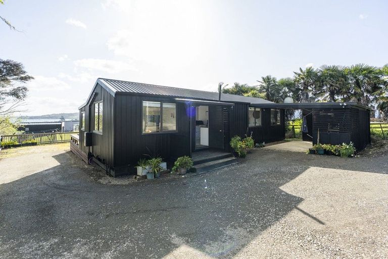 Photo of property in 32a Kiteone Road, Parua Bay, Whangarei, 0174