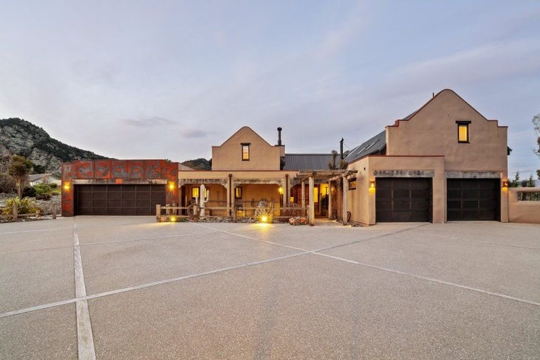 Photo of property in 9 Balneaves Lane, Albert Town, Wanaka, 9382