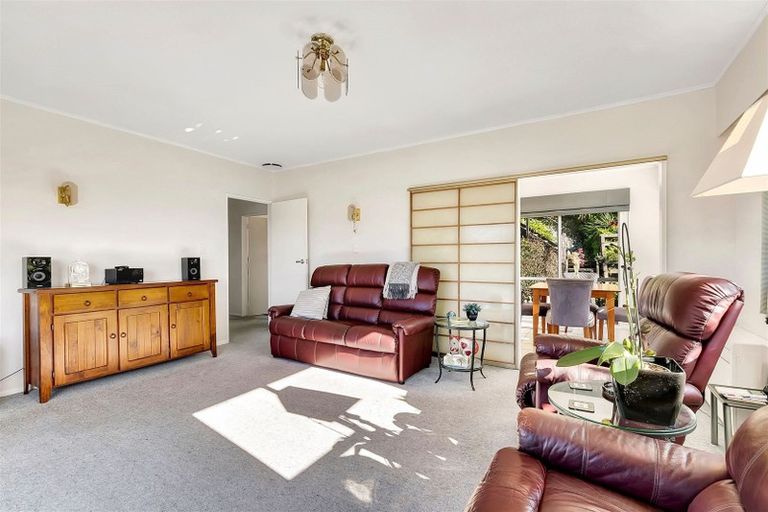 Photo of property in 56 Fyvie Avenue, Tawa, Wellington, 5028