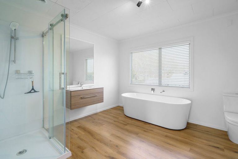 Photo of property in 35 Carlyle Street, Leamington, Cambridge, 3432