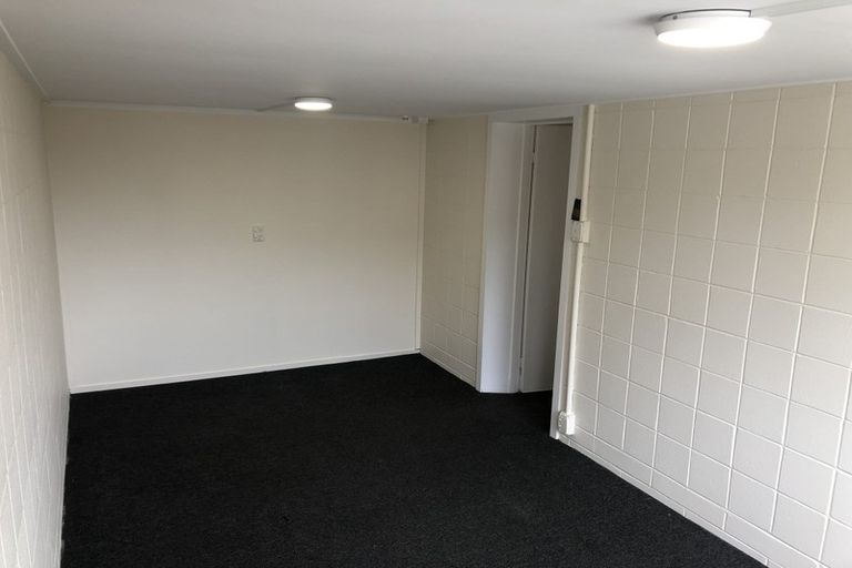 Photo of property in 35b Trentham Road, Papakura, 2110