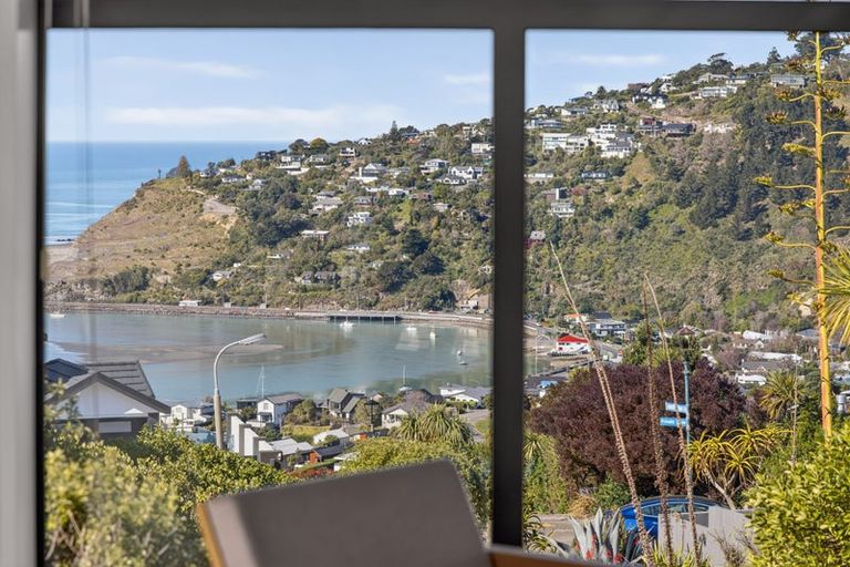 Photo of property in 74 Glenstrae Road, Redcliffs, Christchurch, 8081