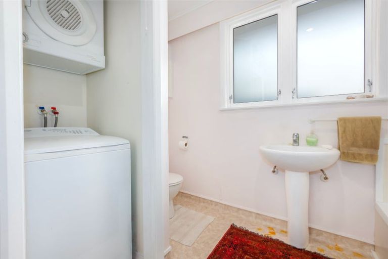 Photo of property in 3/260 Muritai Road, Eastbourne, Lower Hutt, 5013