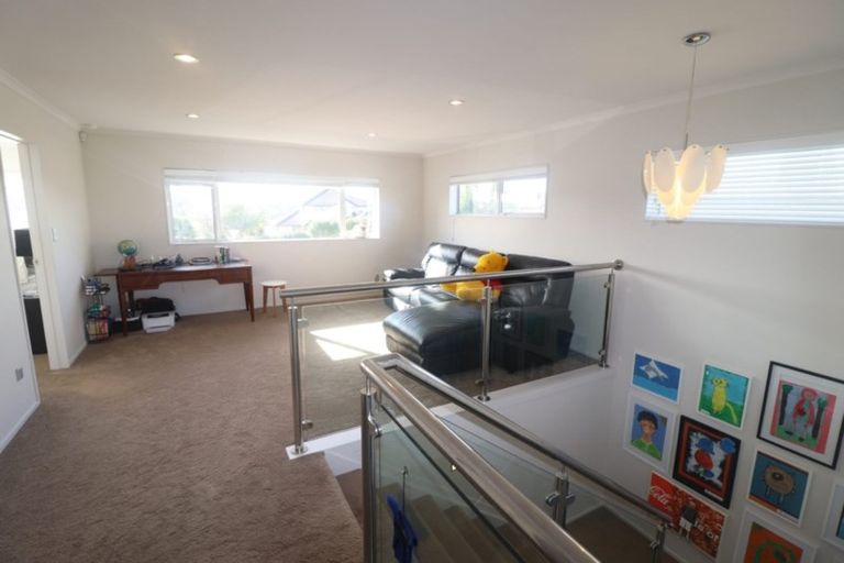 Photo of property in 8 Bankside Road, Silverdale, 0932