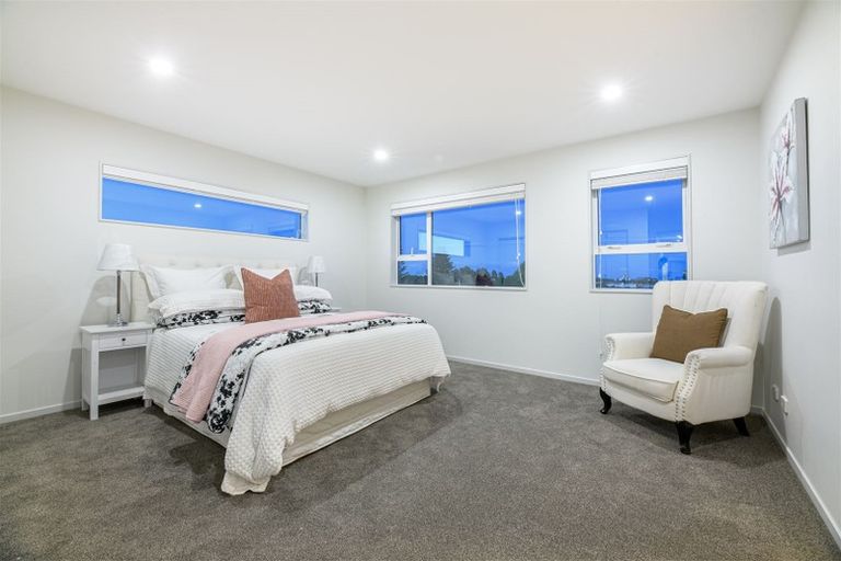 Photo of property in 34a Exmouth Road, Northcote, Auckland, 0627