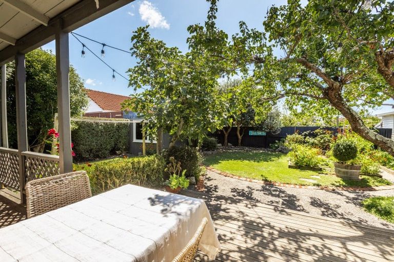 Photo of property in 913 Fitzroy Avenue, Mahora, Hastings, 4120