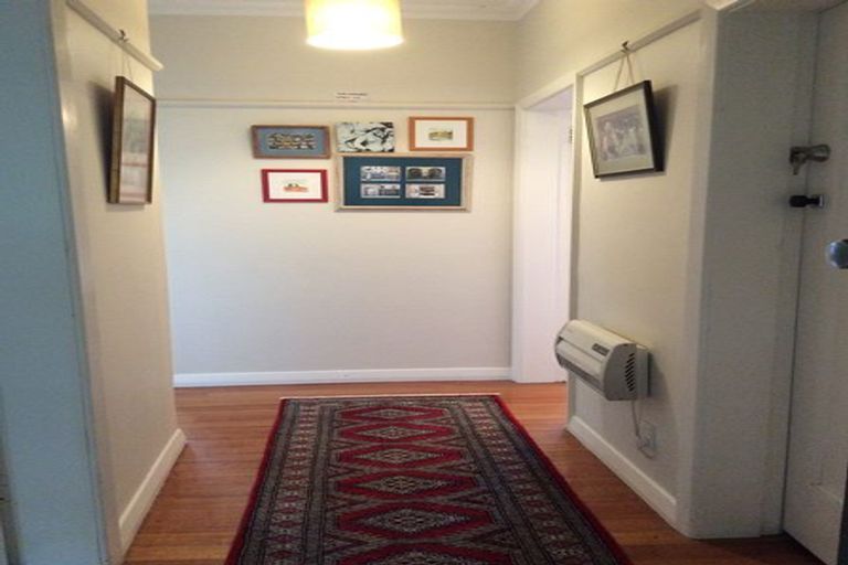 Photo of property in 23b Maida Vale Road, Roseneath, Wellington, 6011