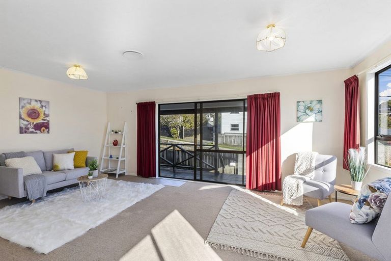 Photo of property in 101 Beazley Avenue, Paparangi, Wellington, 6037