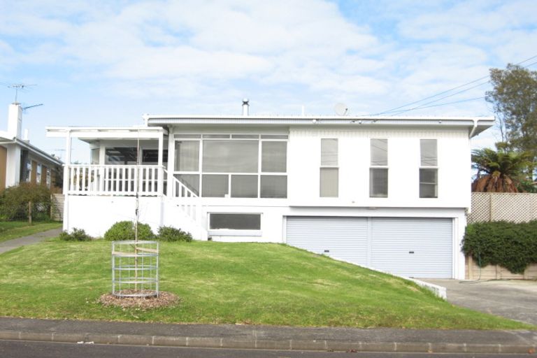 Photo of property in 14 Mountfort Street, Manurewa, Auckland, 2102