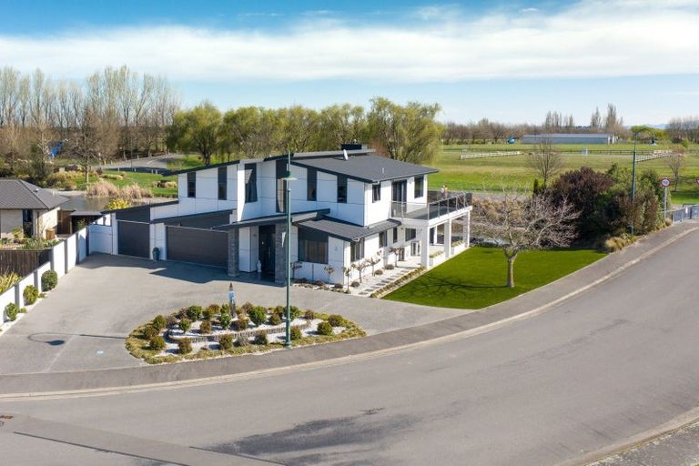 Photo of property in 2 Ludlow Drive, Huntingdon, Ashburton, 7774