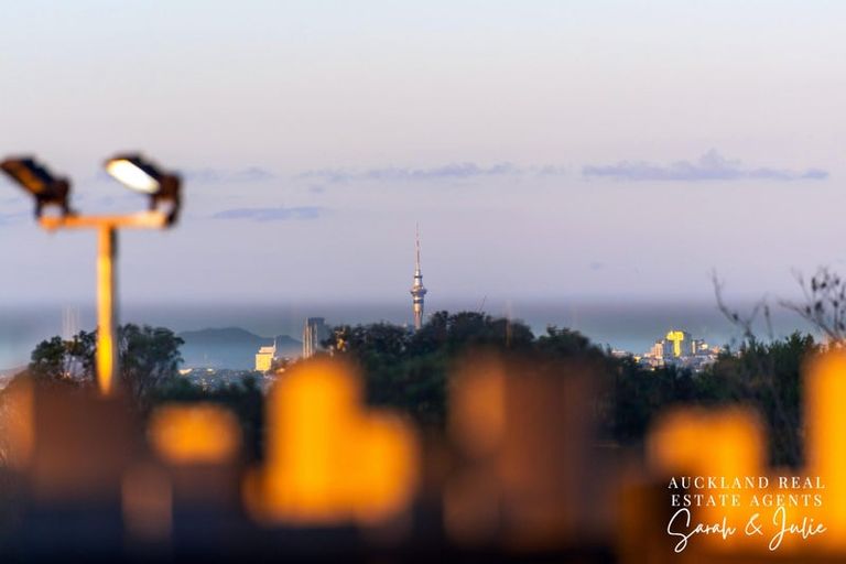 Photo of property in 205/8 Waikumete Road, Glen Eden, Auckland, 0602