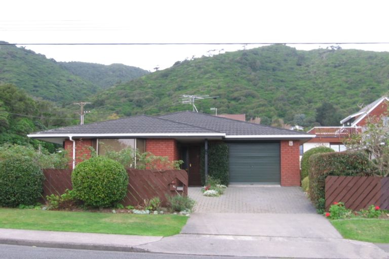 Photo of property in 31 Winara Avenue, Waikanae, 5036