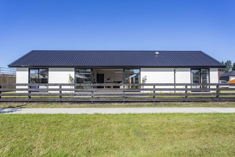 Photo of property in 1 Jasmine Street, Woodend, 7610