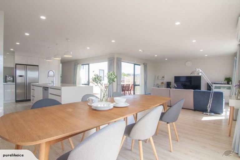 Photo of property in 41 Cirrus Way, Ranui, Auckland, 0612