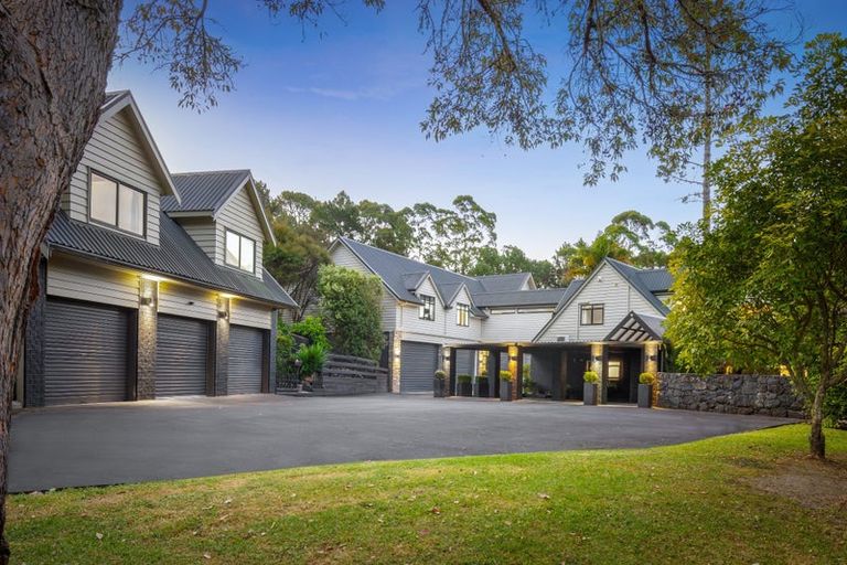 Photo of property in 190 Lonely Track Road, Dairy Flat, 0632