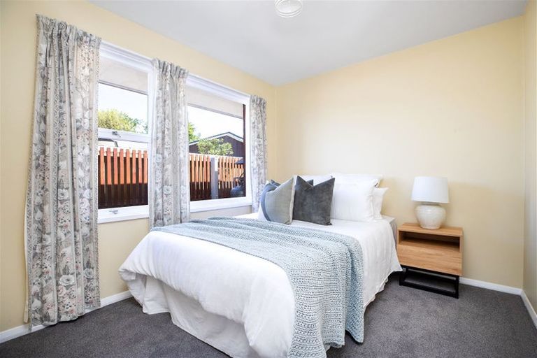 Photo of property in 42 Dunster Street, Burnside, Christchurch, 8053