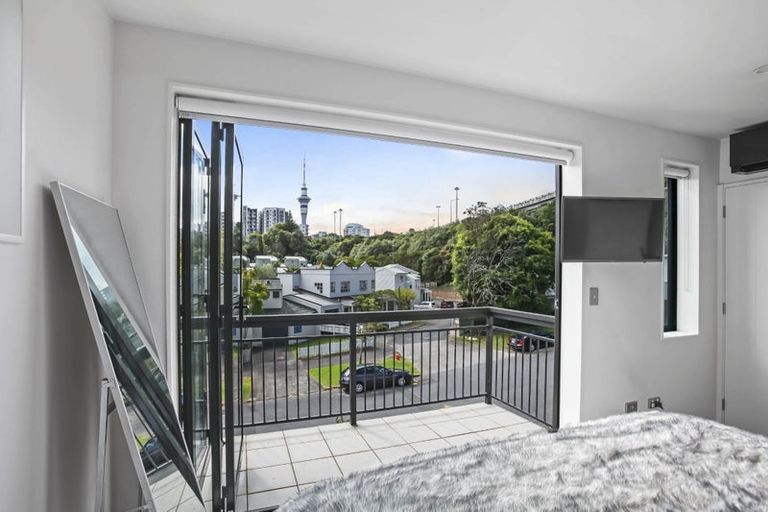Photo of property in 46a Beresford Street Central, Freemans Bay, Auckland, 1011