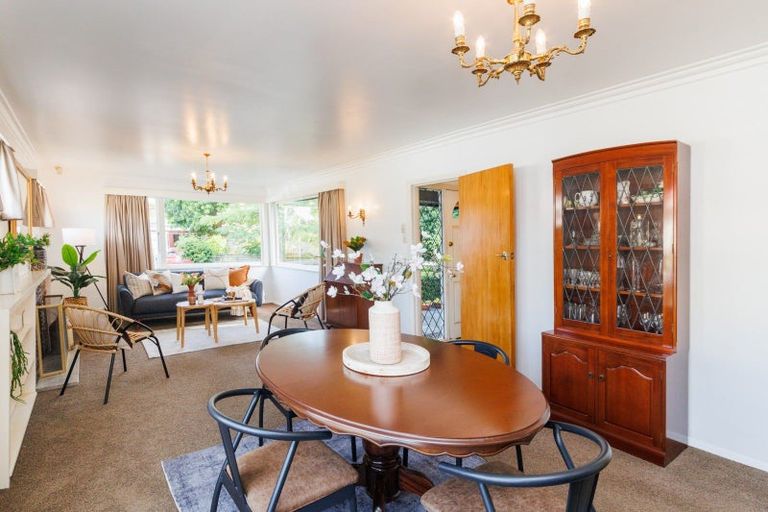 Photo of property in 7 Surrey Crescent, Hokowhitu, Palmerston North, 4410