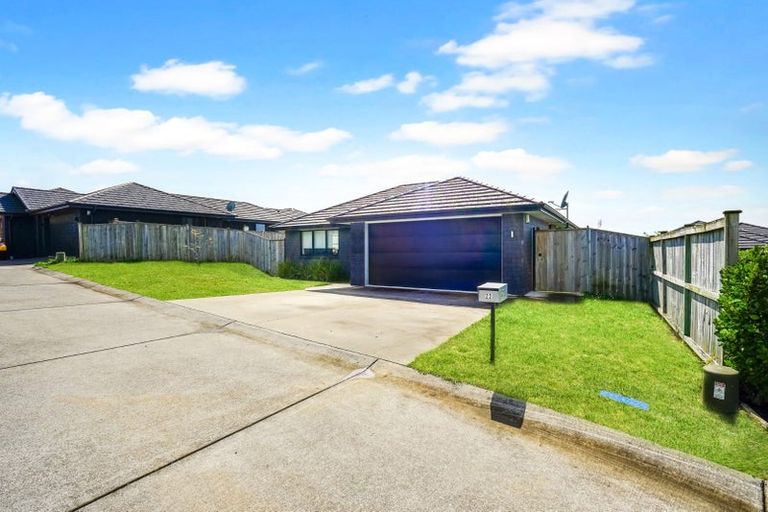 Photo of property in 22 Calder Crescent, Pokeno, 2402