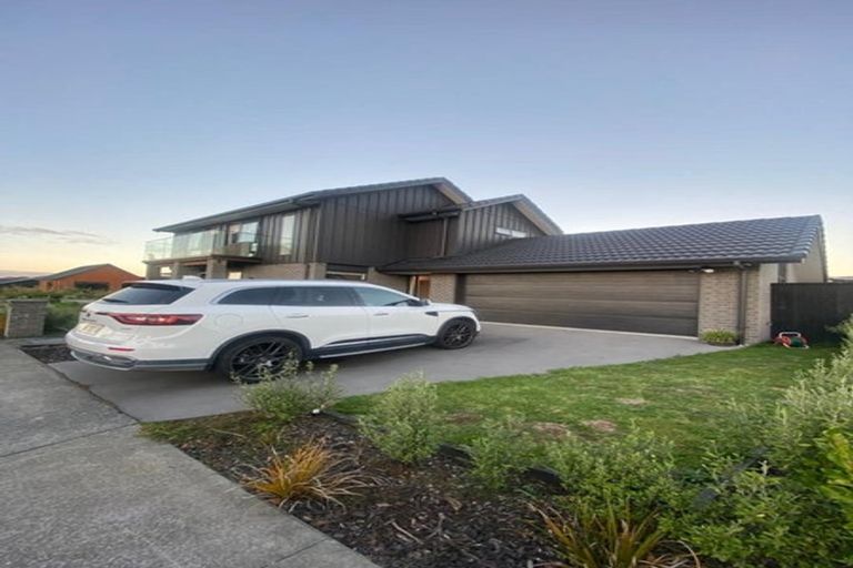 Photo of property in 28 Walter Lawry Road, Paerata, Pukekohe, 2124