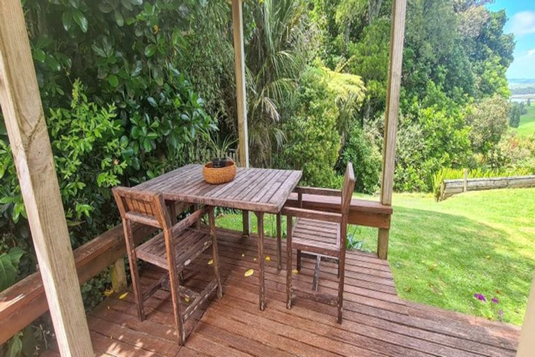 Photo of property in 26 Whaka Street, Maungaturoto, 0520