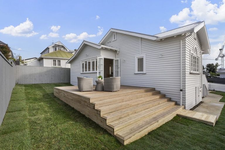 Photo of property in 7 Garfield Street, Parnell, Auckland, 1052