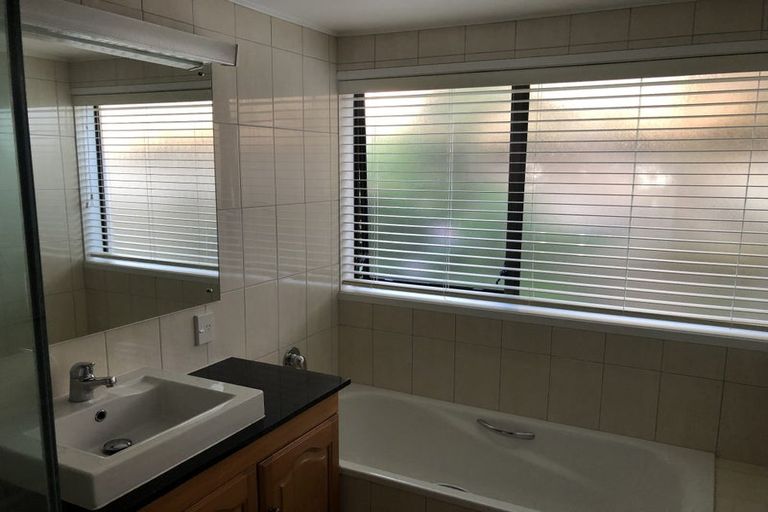 Photo of property in 56 Oliver Road, Eastern Beach, Auckland, 2012