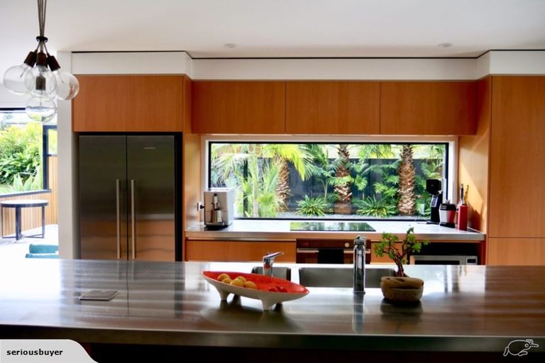 Photo of property in 7c Pipitea Place, Whalers Gate, New Plymouth, 4310