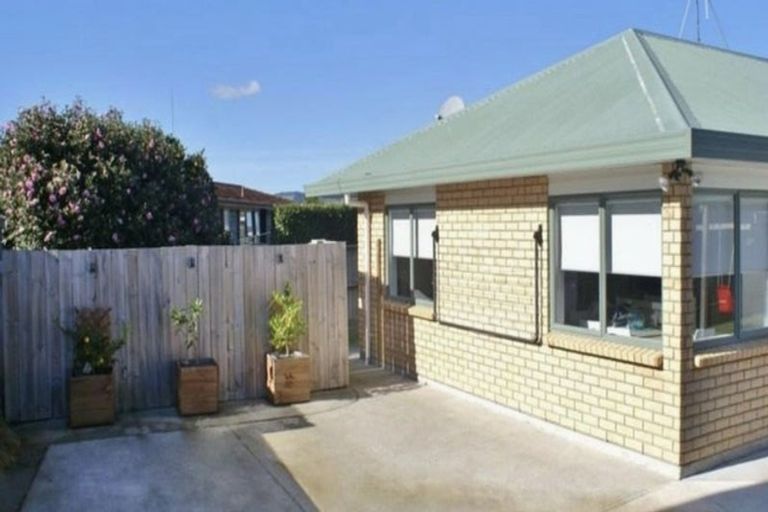 Photo of property in 6a Simmonds Grove, Greerton, Tauranga, 3112