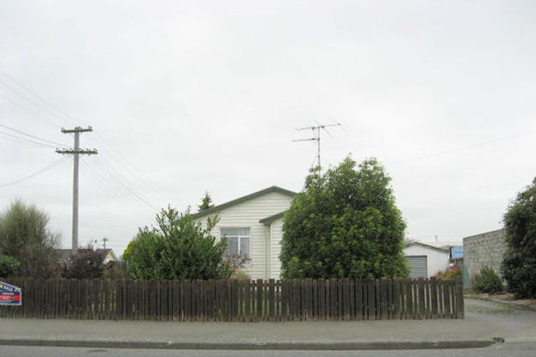 Photo of property in 109 Mcmurdo Street, Tinwald, Ashburton, 7700