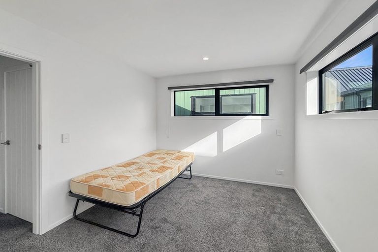 Photo of property in 5/6 Victoria Street, Ebdentown, Upper Hutt, 5018