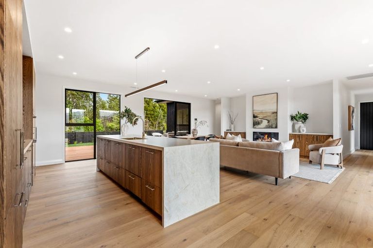 Photo of property in 67a Sandpiper Avenue, Point Wells, 0986