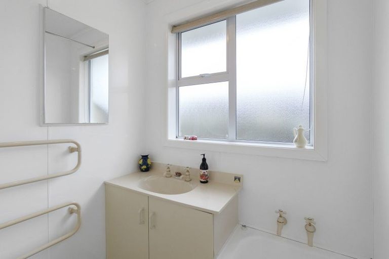 Photo of property in 108 Isleworth Road, Bishopdale, Christchurch, 8053