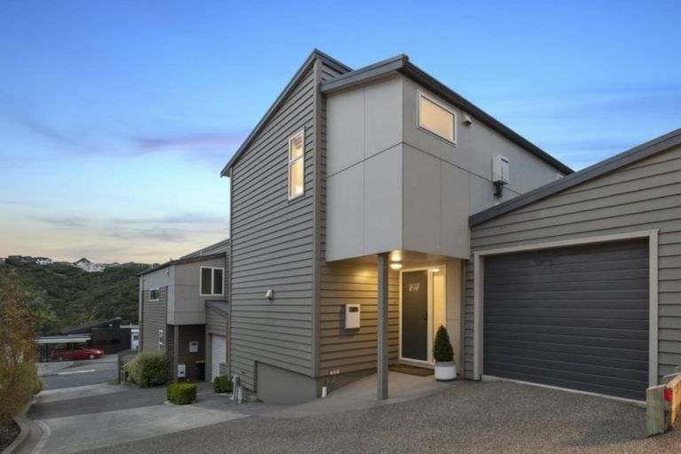 Photo of property in 54a Mandalay Terrace, Khandallah, Wellington, 6035