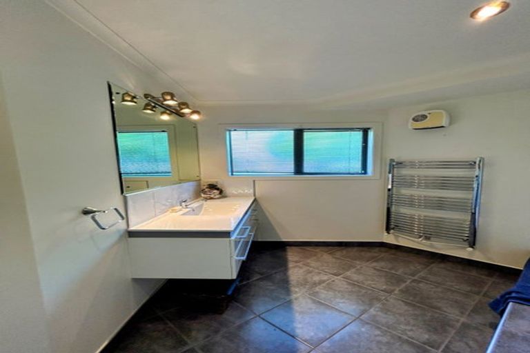 Photo of property in 16 Roots Street West, Feilding, 4702