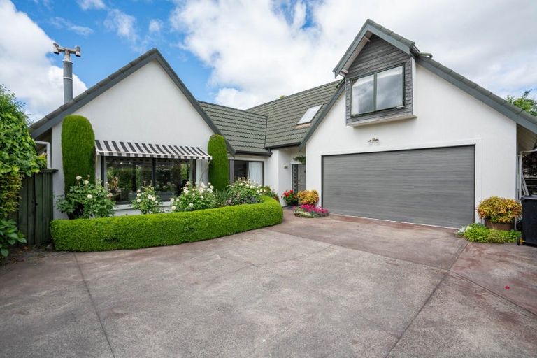 Photo of property in 58 Rokino Road, Hilltop, Taupo, 3330