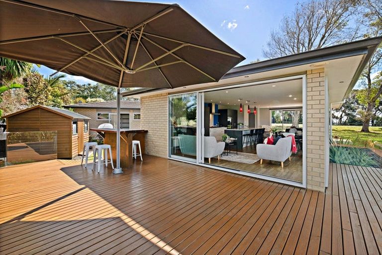 Photo of property in 160 Torkar Road, Clarks Beach, 2122