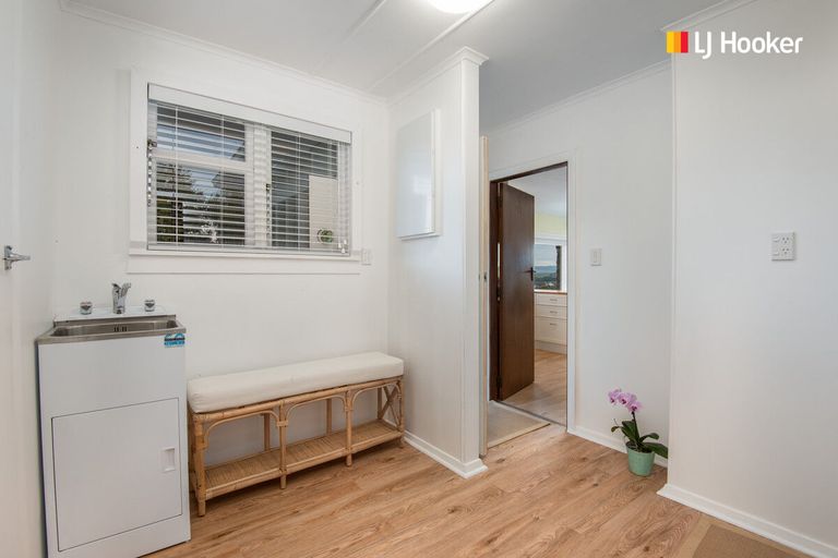 Photo of property in 6 Smith Street, Balclutha, 9230