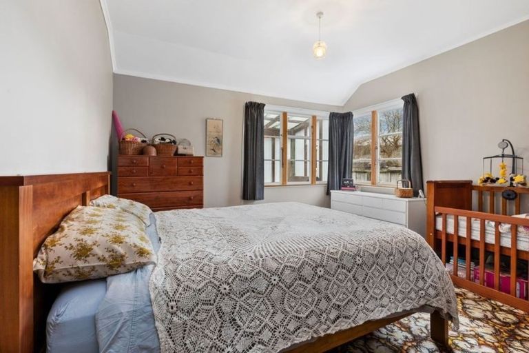 Photo of property in 17 Taita Drive, Boulcott, Lower Hutt, 5011