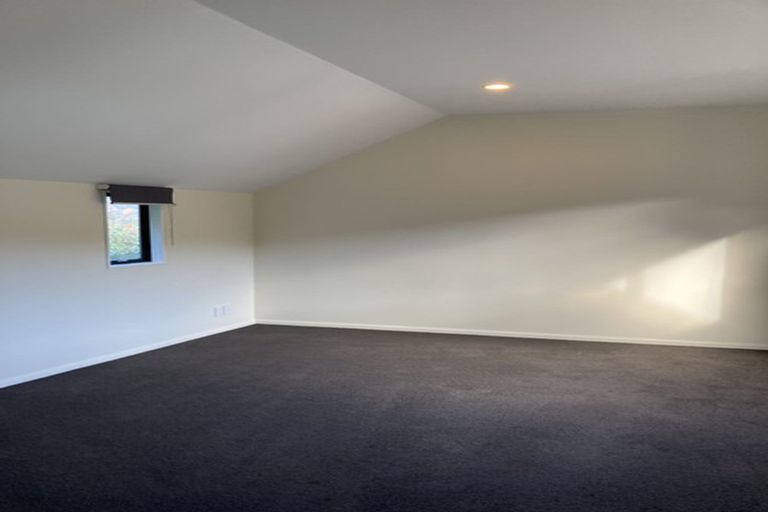 Photo of property in 227 The Parade, Island Bay, Wellington, 6023