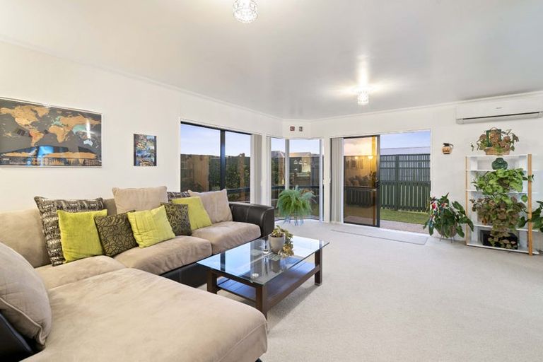 Photo of property in 116 Evans Road, Papamoa Beach, Papamoa, 3118