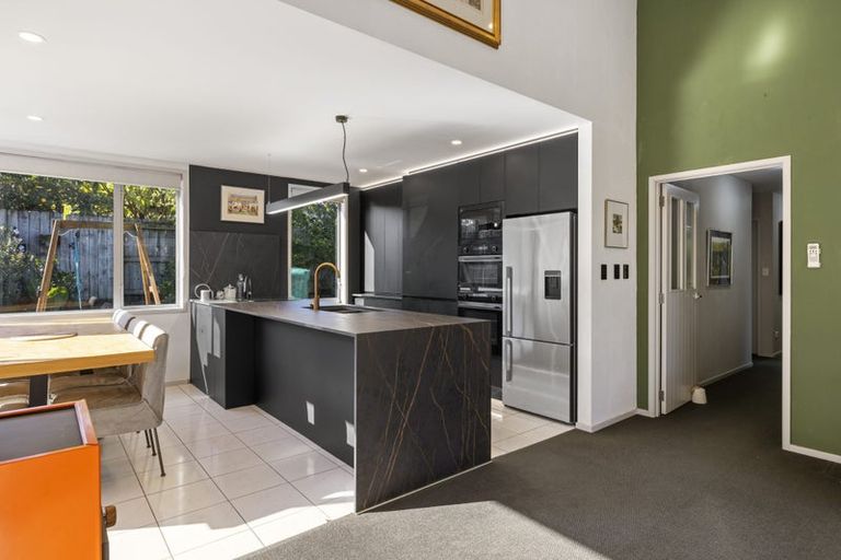 Photo of property in 16 Eagle Street, Welcome Bay, Tauranga, 3112