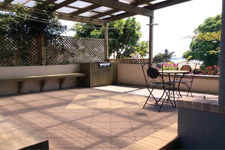 Photo of property in 2 Homestead Place, Welcome Bay, Tauranga, 3112