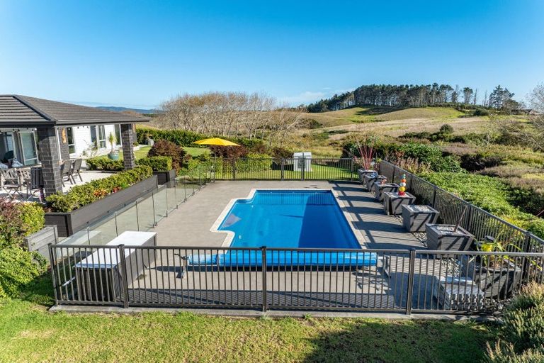 Photo of property in 22 Cullen Road, Waipu, 0582