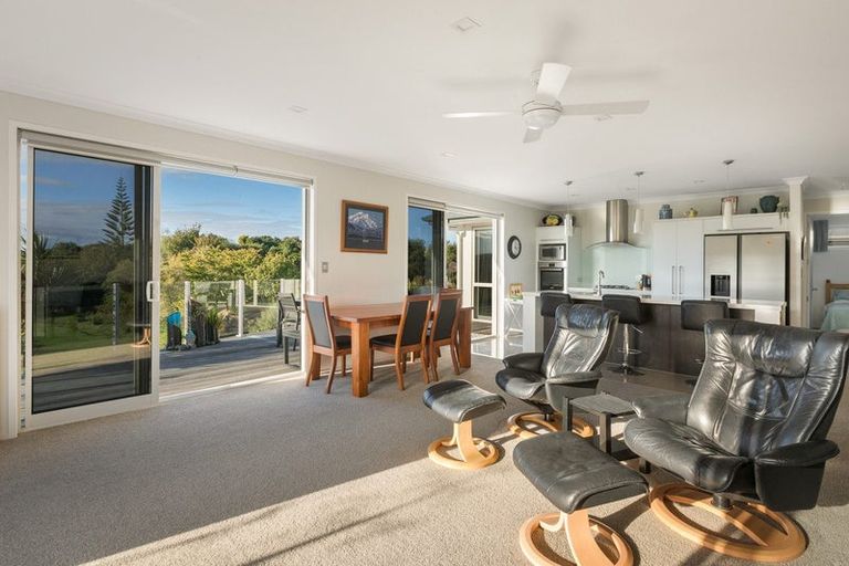 Photo of property in 13 Noble Johnston Drive, Katikati, 3129