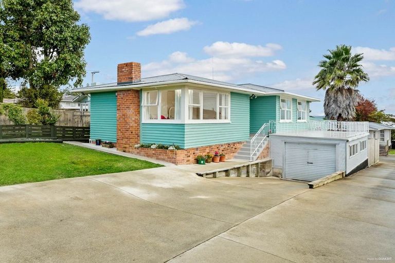 Photo of property in 286 Rangatira Road, Beach Haven, Auckland, 0626