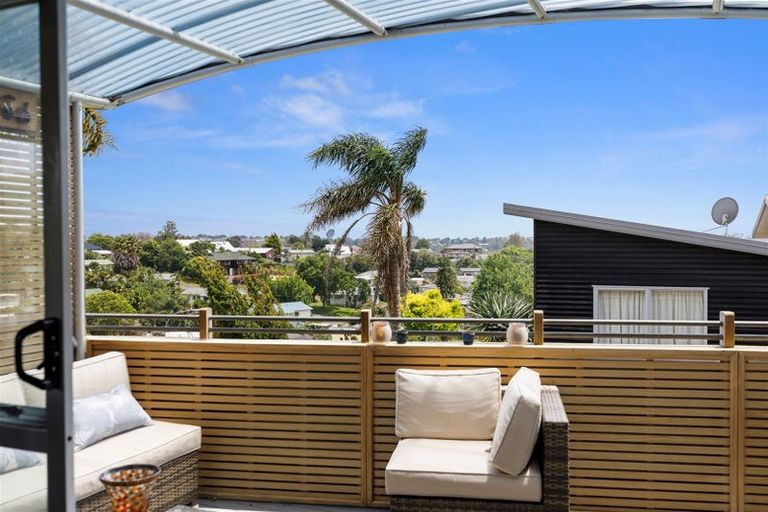 Photo of property in 15 Talbot Place, Welcome Bay, Tauranga, 3112