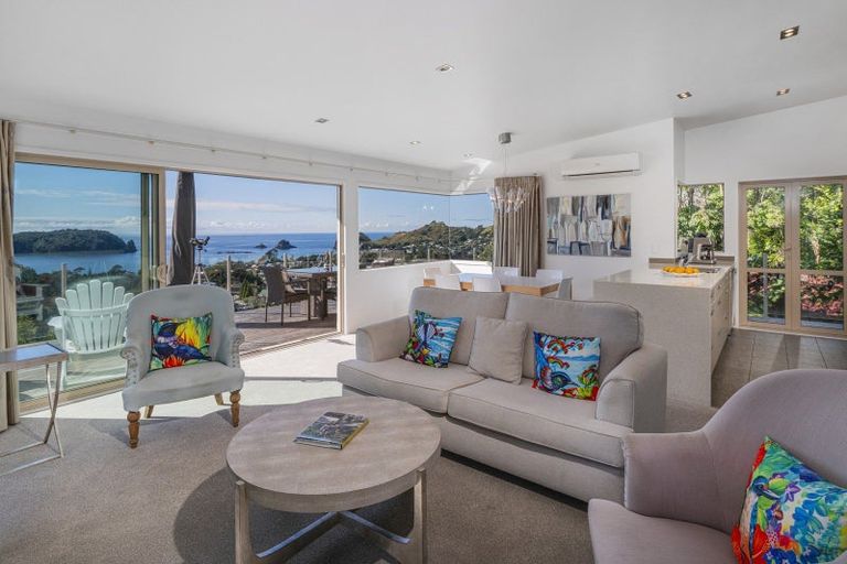 Photo of property in 10 Patricia Place, Hahei, Whitianga, 3591