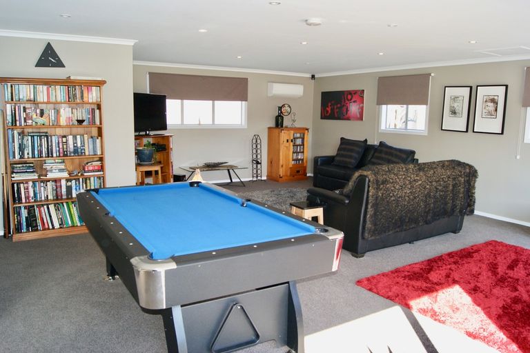 Photo of property in 52 Roseness Street, Palmerston, 9430